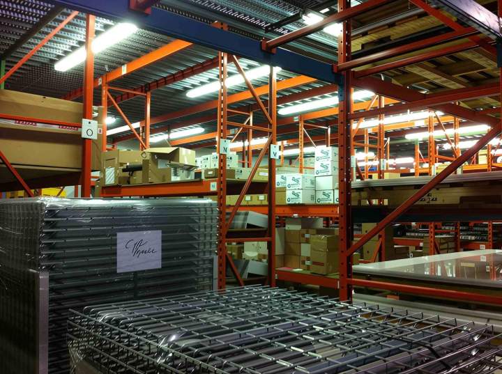 Professional industrial shelf installation services