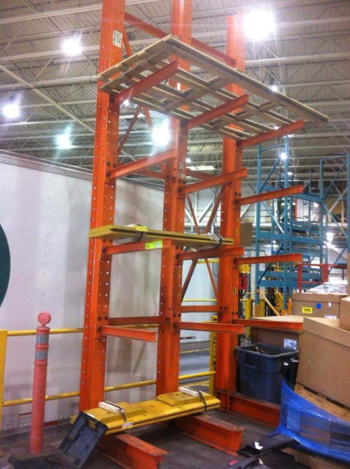 Industrial Storage Setup Laval